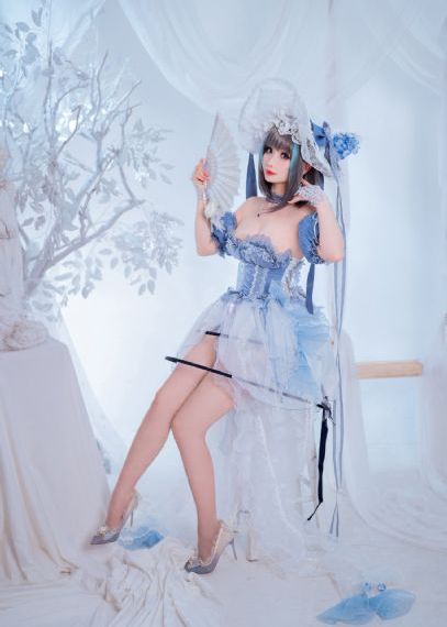 迈开腿尝尝你的小草莓使用方法_4K免费在线播放